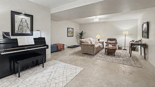 202 Alder Way, Tahlequah, OK 74464
