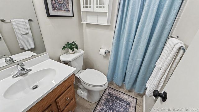 202 Alder Way, Tahlequah, OK 74464