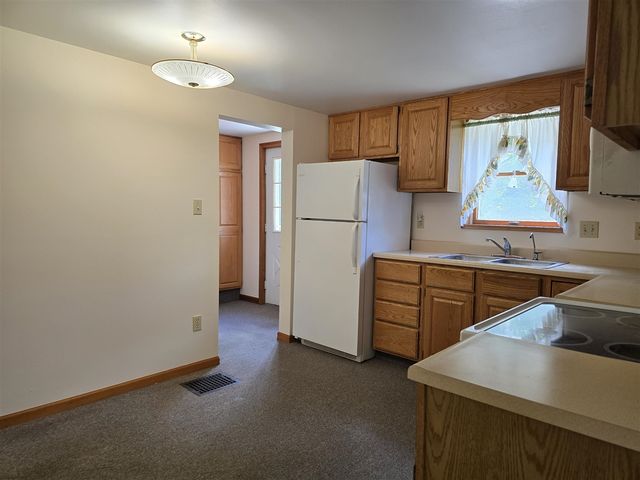 315 E Center Street, Concord, MI 49237