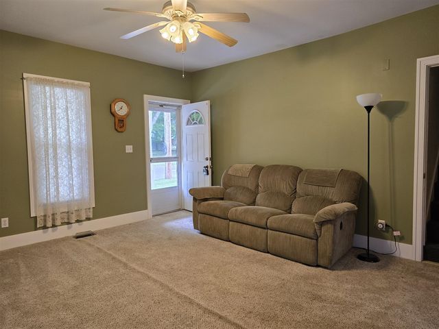 315 E Center Street, Concord, MI 49237