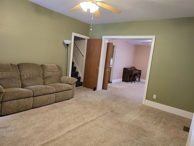 315 E Center Street, Concord, MI 49237