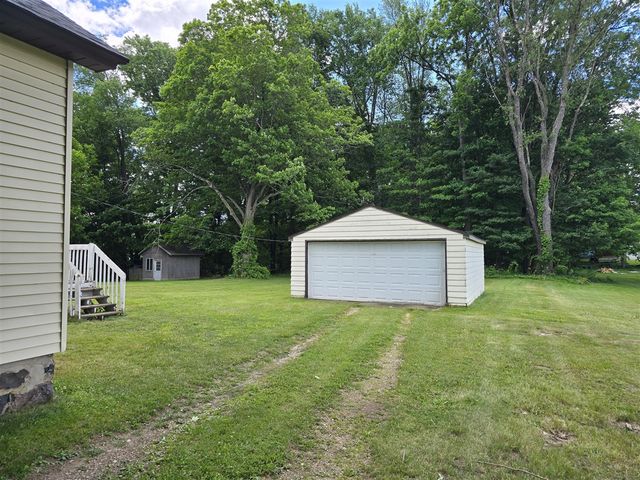 315 E Center Street, Concord, MI 49237