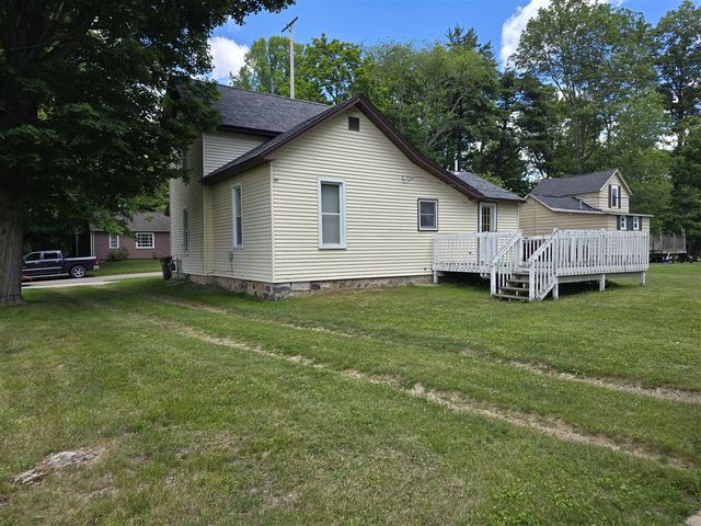 315 E Center Street, Concord, MI 49237