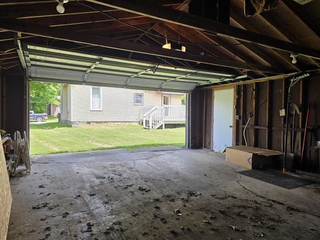 315 E Center Street, Concord, MI 49237