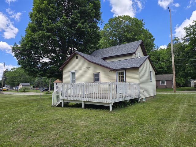 315 E Center Street, Concord, MI 49237