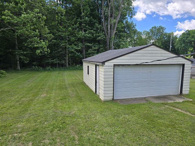 315 E Center Street, Concord, MI 49237