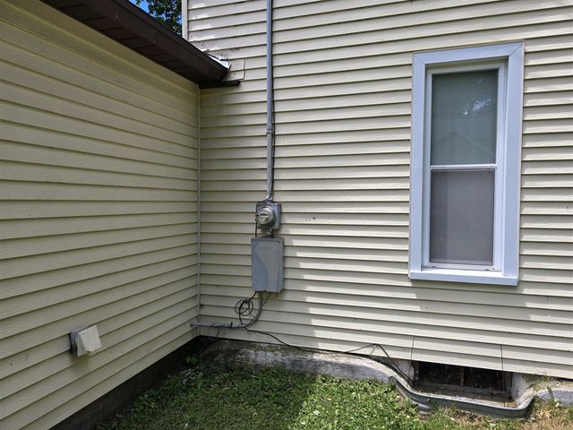 315 E Center Street, Concord, MI 49237