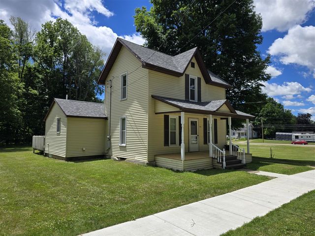 315 E Center Street, Concord, MI 49237