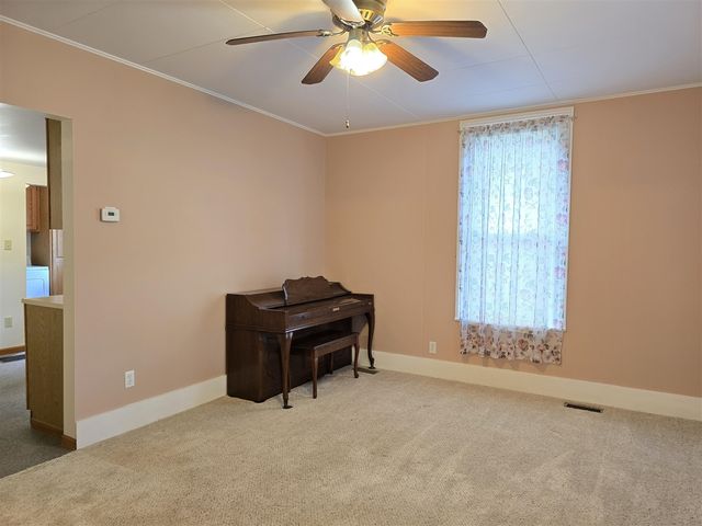 315 E Center Street, Concord, MI 49237
