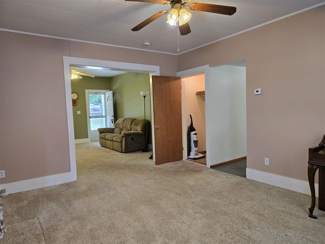 315 E Center Street, Concord, MI 49237