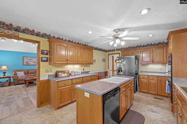 120 Little Saluda Lane, Batesburg, SC 29006