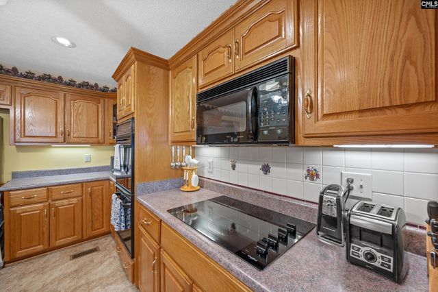 120 Little Saluda Lane, Batesburg, SC 29006