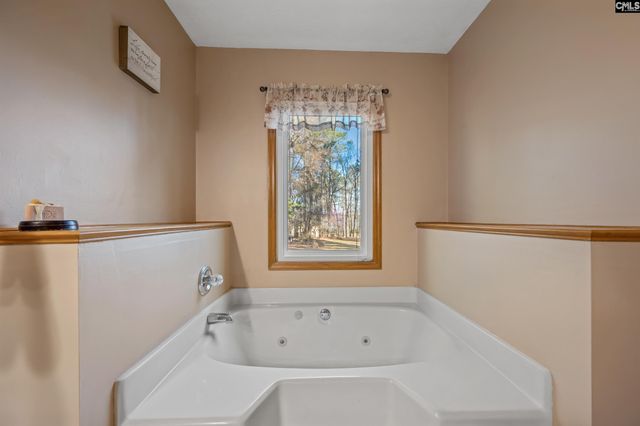 120 Little Saluda Lane, Batesburg, SC 29006