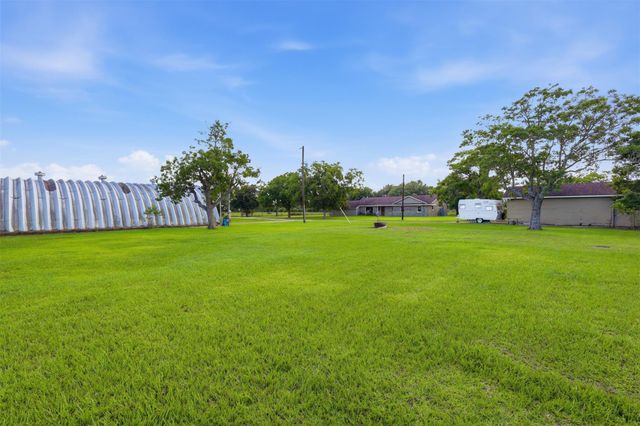 20602 County Road 270, East Bernard, TX 77435