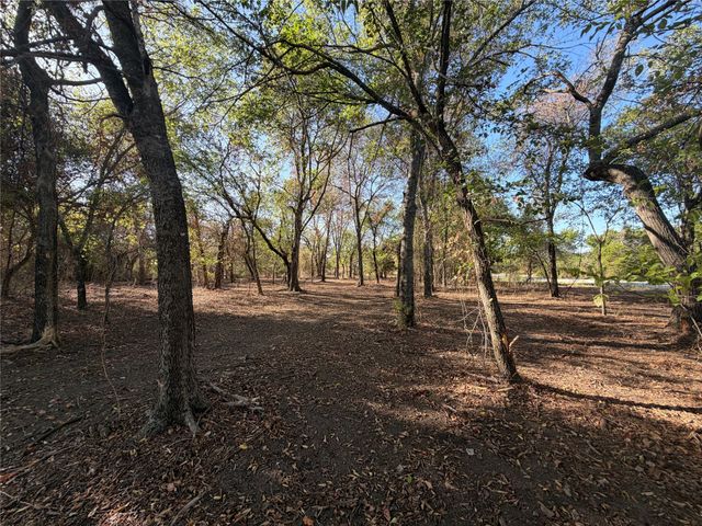 2012 Hoopers Court, Weatherford, TX 76085