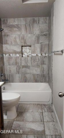 11132 CATHERINE SLUTTER Lane, Socorro, TX 79927