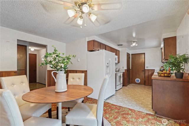 3200 NW Melody Lane, Silverdale, WA 98383