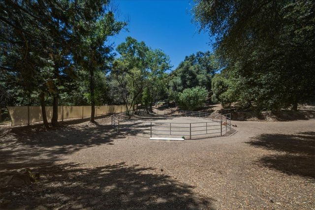 4246 Silver Ridge Ct, Placerville, CA 95667
