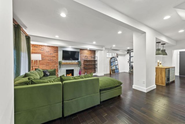 1191 E Rich Street, Columbus, OH 43205