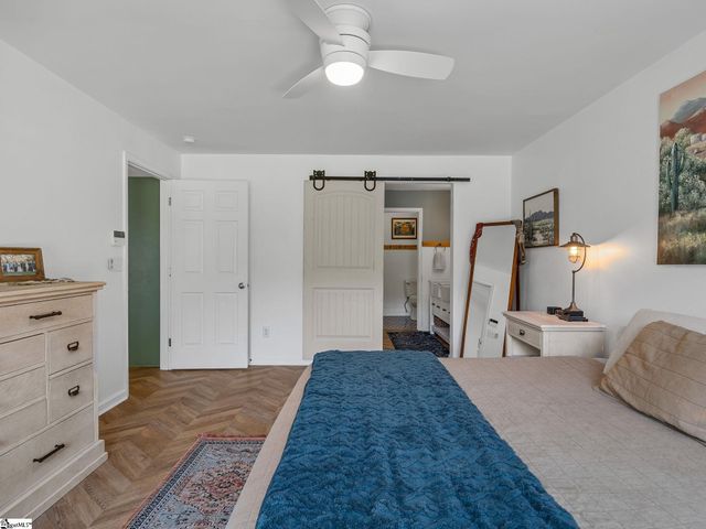 422 Lily Pond Lane, Taylors, SC 29687