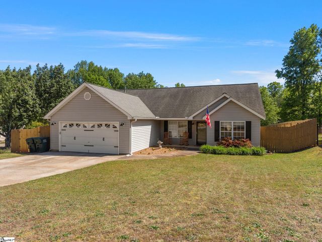 422 Lily Pond Lane, Taylors, SC 29687