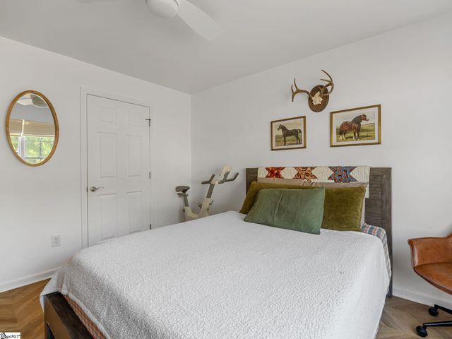 422 Lily Pond Lane, Taylors, SC 29687