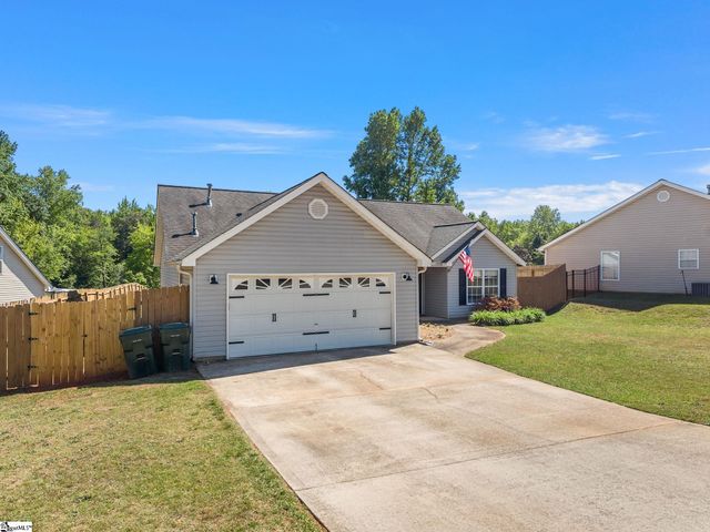 422 Lily Pond Lane, Taylors, SC 29687