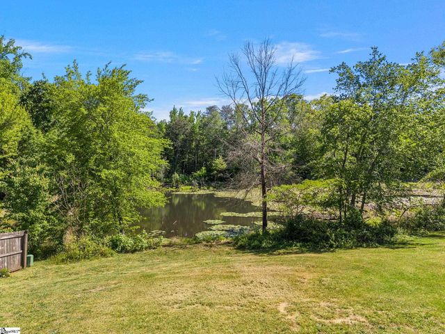422 Lily Pond Lane, Taylors, SC 29687