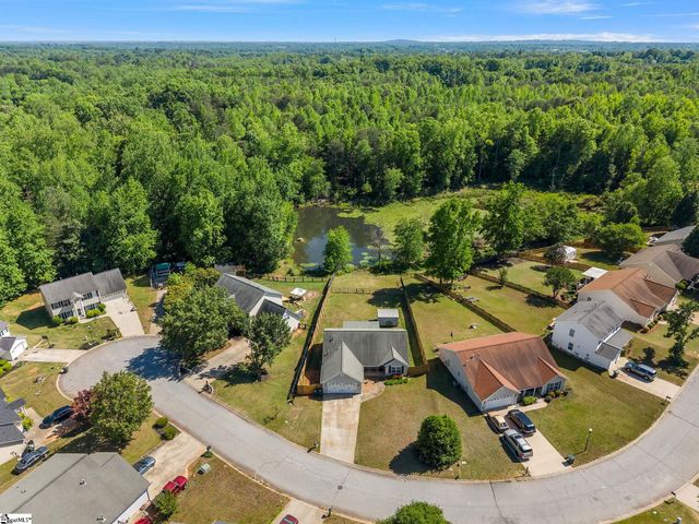 422 Lily Pond Lane, Taylors, SC 29687