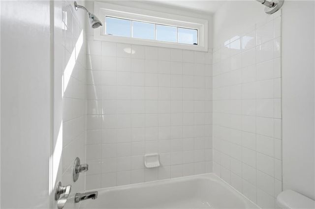 3835 Creekview Ridge Drive, Buford, GA 30518