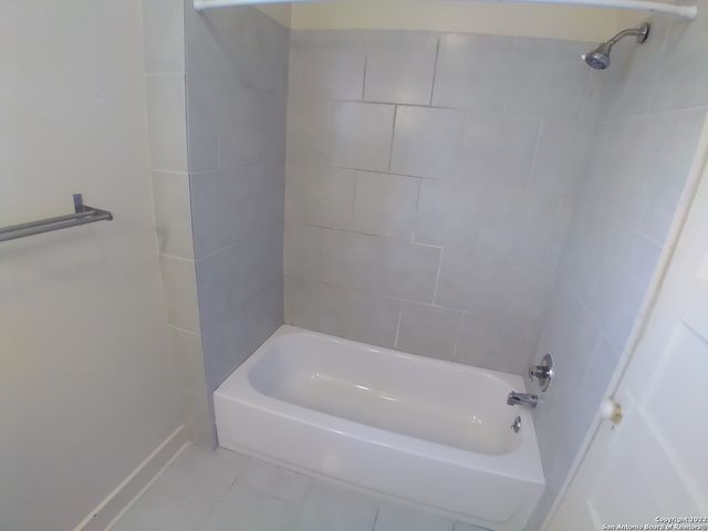 215 W Magnolia Ave Apt 3, San Antonio, TX 78212