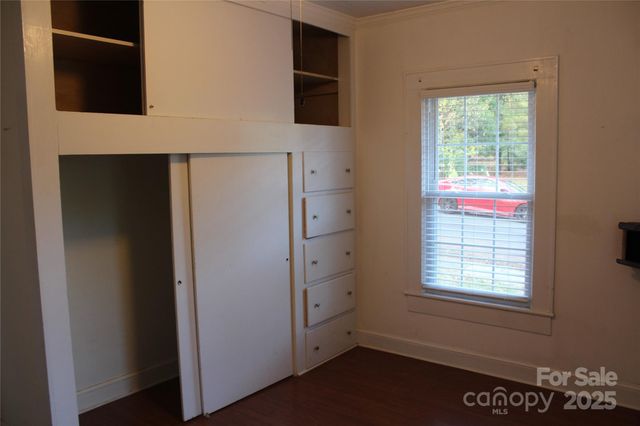 436 E Oakwood Avenue, Albemarle, NC 28001