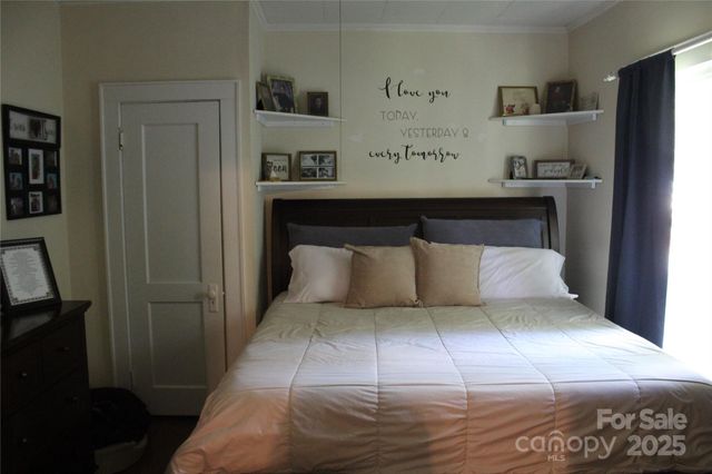 436 E Oakwood Avenue, Albemarle, NC 28001