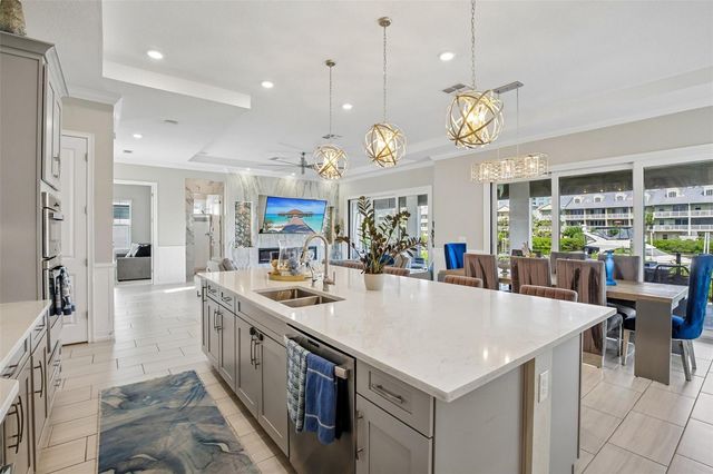 3110 CHRISTOPHERS WATCH LANE, Ruskin, FL 33570
