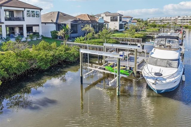 3110 CHRISTOPHERS WATCH LANE, Ruskin, FL 33570
