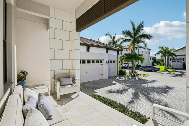 3110 CHRISTOPHERS WATCH LANE, Ruskin, FL 33570