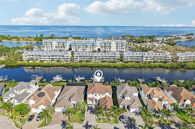 3110 CHRISTOPHERS WATCH LANE, Ruskin, FL 33570