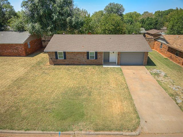 1009 Shady Creek Circle, Guthrie, OK 73044