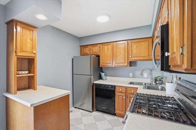 2032 Post Road, Madison, WI 53713