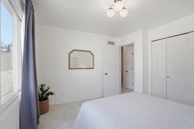 2032 Post Road, Madison, WI 53713