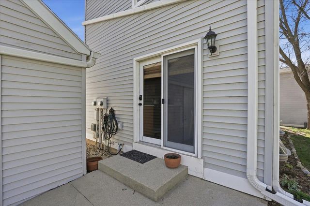 2032 Post Road, Madison, WI 53713