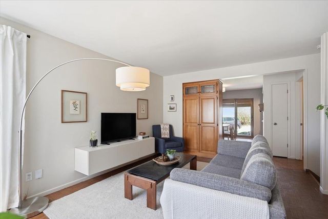 2032 Post Road, Madison, WI 53713