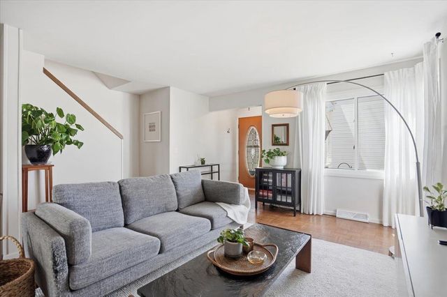 2032 Post Road, Madison, WI 53713