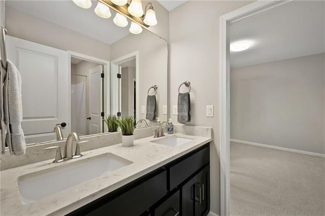 3020 SW Arboridge Drive, Lee's Summit, MO 64082