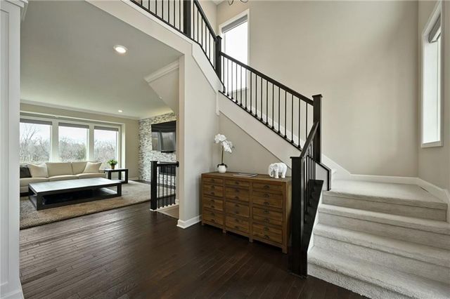 3020 SW Arboridge Drive, Lee's Summit, MO 64082