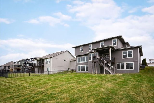 3020 SW Arboridge Drive, Lee's Summit, MO 64082