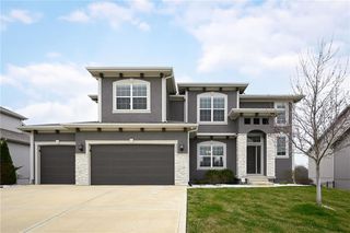 3020 SW Arboridge Drive, Lee's Summit, MO 64082
