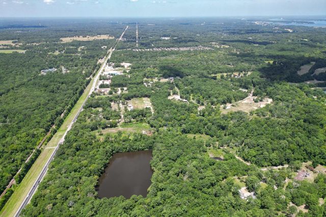 215 Garden West Road, Conroe, TX 77304