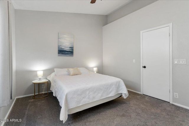 8775 W LAUREL Lane, Peoria, AZ 85345