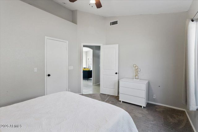 8775 W LAUREL Lane, Peoria, AZ 85345